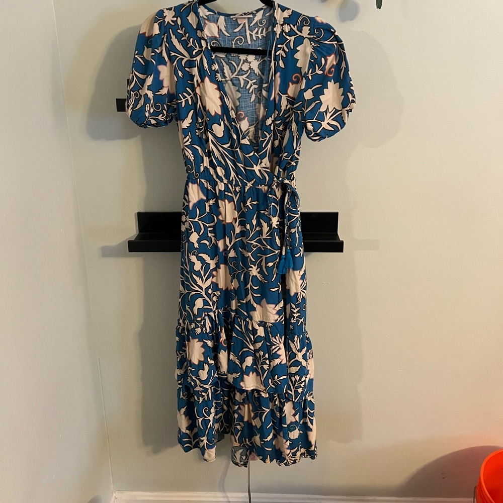 Midi dress. Size small. Worn once. From Target.